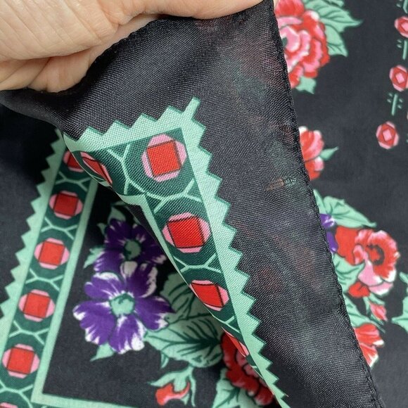 Vintage Handkerchief Hankie Bandana 30x30” Big Square Italy Flower Spring Summer - Picture 8 of 10